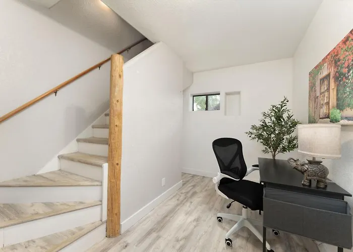 2br Escape With Workspace And Pool Access Holiday home